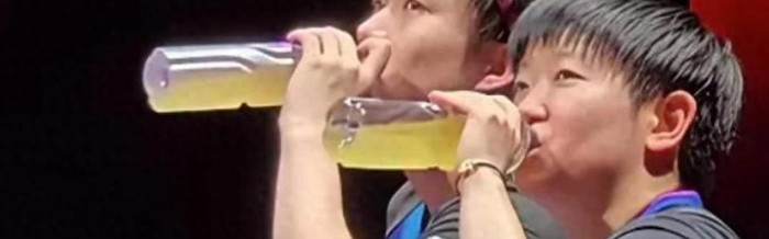 皇冠体育app下载-世乒赛禁用塑料瓶装水，国乒双瓶补水习惯被打破，孙颖莎王楚钦迎大考|国际乒联|世界乒乓球团体锦标赛|雨果·卡尔德拉诺|张本智和|运动员_新浪体育_新浪新闻